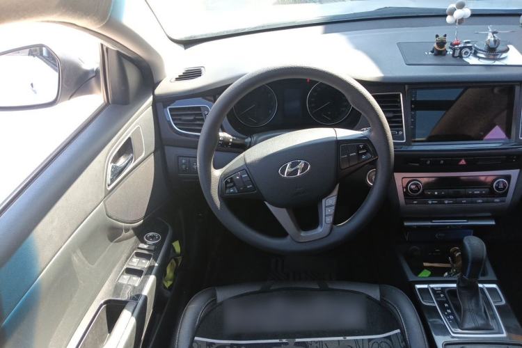 Used Hyundai Mistra 2014 1.8L Automatic Smart GLS Steering Wheel