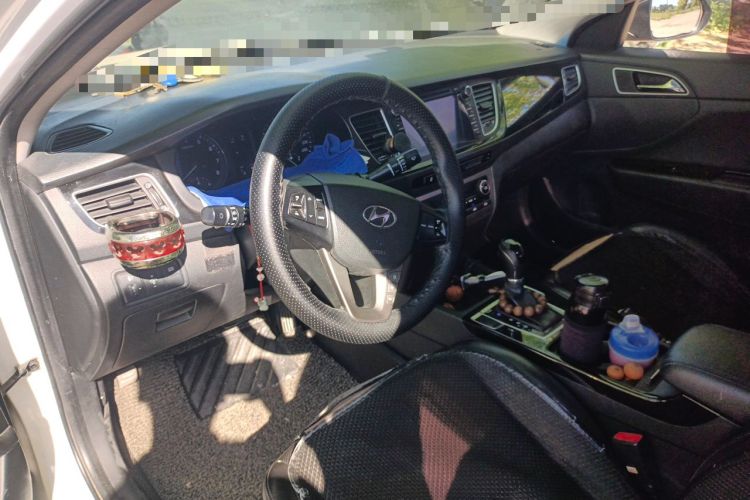 Used Hyundai Mistra 2014 1.8L Automatic Smart GLS Steering Wheel