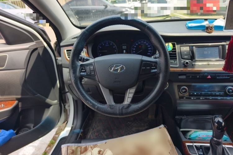 Used Hyundai Mistra 2014 1.8L Automatic Deluxe DLX Model Steering Wheel