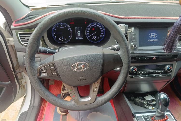 Used Hyundai Mistra 2014 1.8L Automatic Smart GLS Steering Wheel