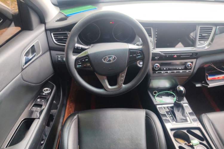 Used Hyundai Mistra 2014 1.8L Automatic Smart GLS Steering Wheel
