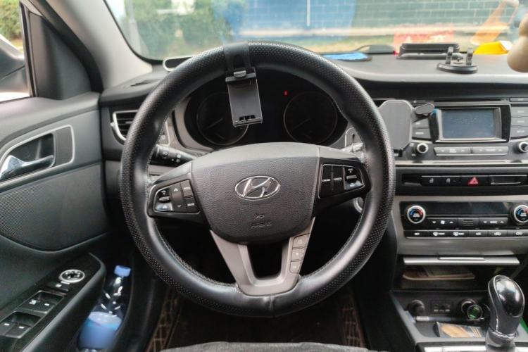 Used Hyundai Mistra 2014 1.8L Automatic Smart GLS Steering Wheel