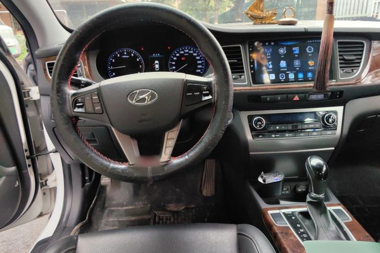 Used Hyundai Mistra 2014 1.8L Automatic Deluxe DLX Model Steering Wheel