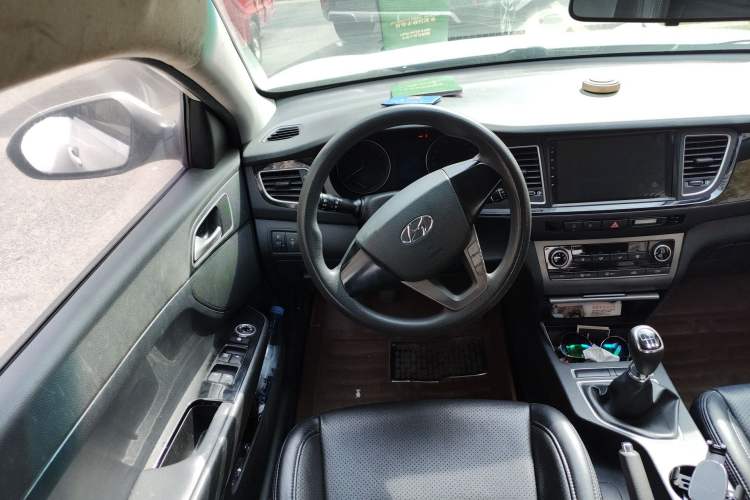 Used Hyundai Mistra 2014 1.8L Manual Comfort GL Model Steering Wheel