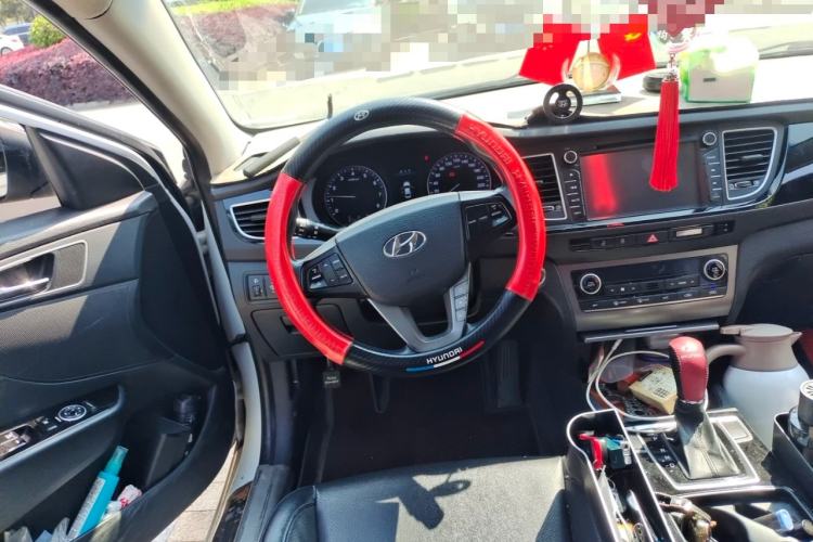 Used Hyundai Mistra 2014 1.8L Automatic Deluxe DLX Model Steering Wheel