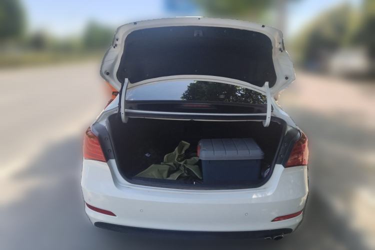 Used Hyundai Mistra 2014 1.8L Automatic Deluxe DLX Model Trunk