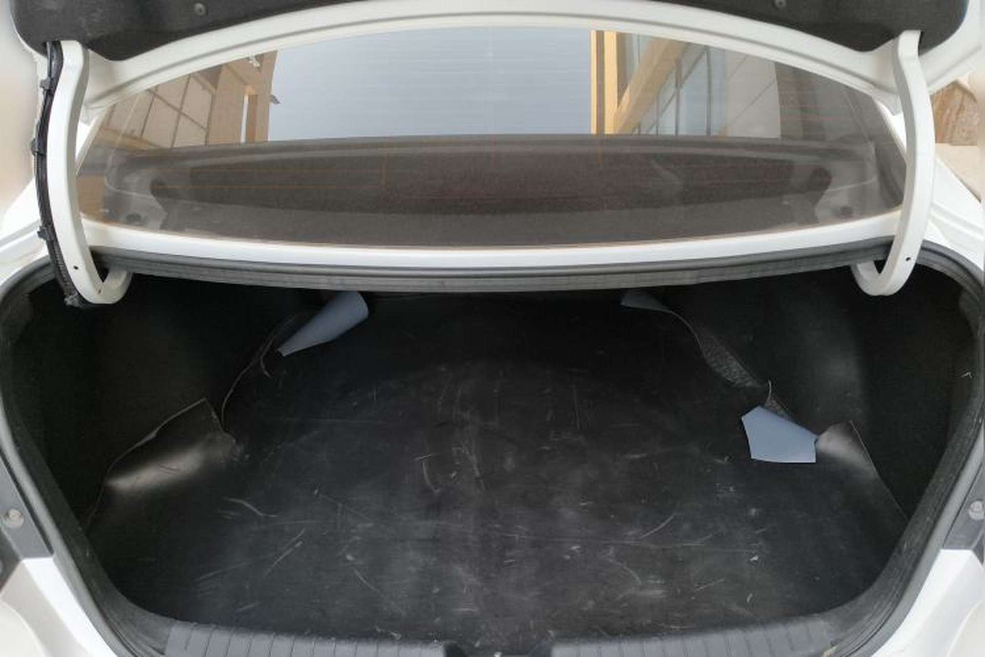 Used Hyundai Mistra 2014 1.8L Manual Comfort GL Model Trunk