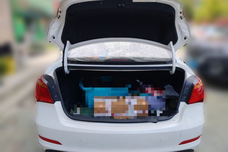 Used Hyundai Mistra 2014 1.8L Automatic Smart GLS Trunk