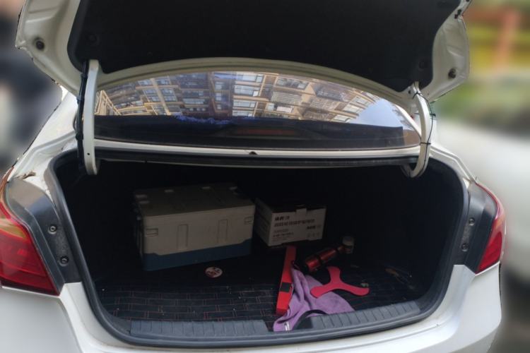 Used Hyundai Mistra 2014 1.8L Automatic Smart GLS Trunk