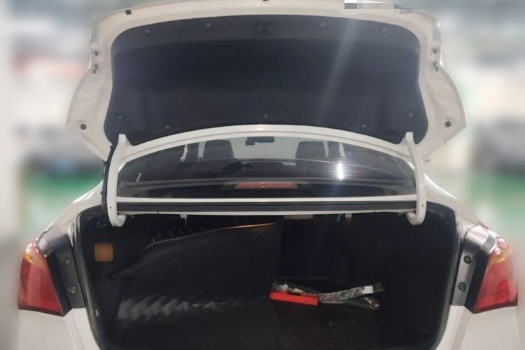 Used Hyundai Mistra 2014 1.8L Automatic Smart GLS Trunk