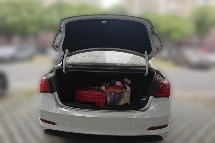 Used Hyundai Mistra 2014 1.8L Automatic Comfort Model GL Trunk