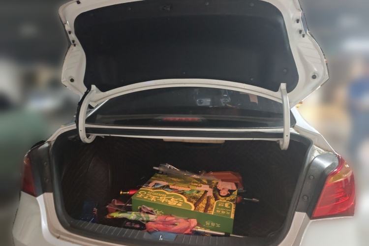 Used Hyundai Mistra 2014 1.8L Automatic Smart GLS Trunk