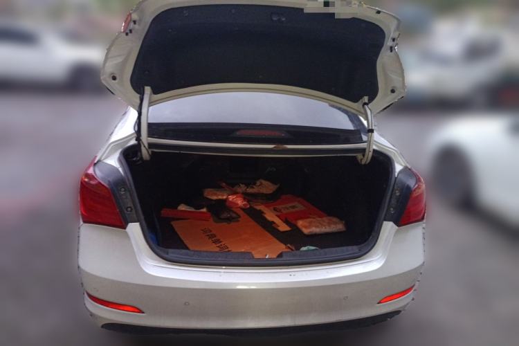 Used Hyundai Mistra 2014 1.8L Automatic Deluxe DLX Model Trunk