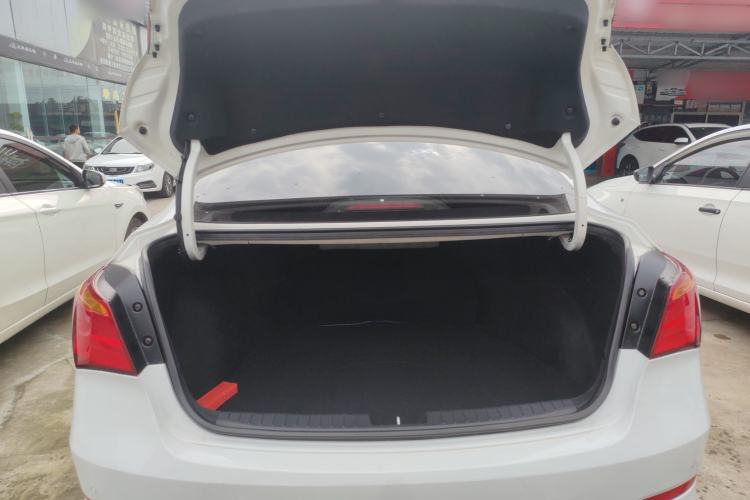 Used Hyundai Mistra 2014 1.8L Automatic Deluxe DLX Model Trunk
