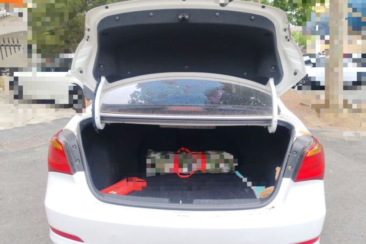 Used Hyundai Mistra 2014 1.8L Automatic Smart GLS Trunk