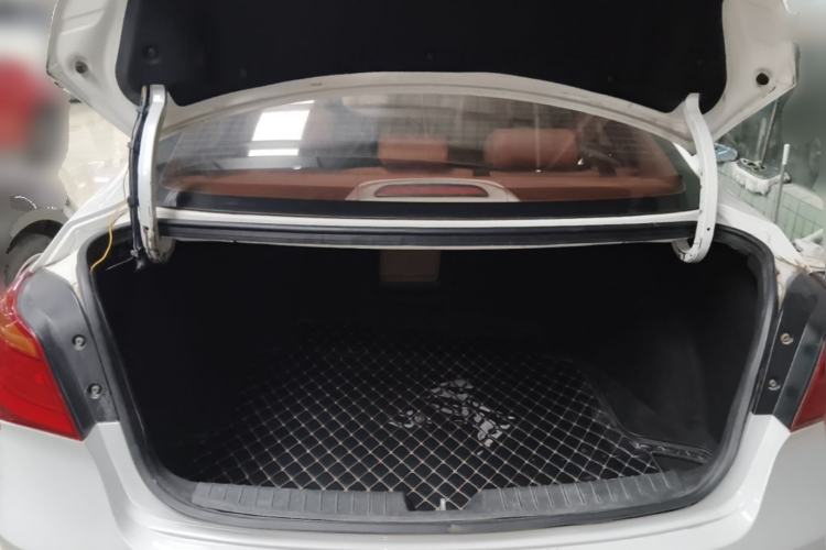 Used Hyundai Mistra 2014 1.8L Automatic Smart GLS Trunk