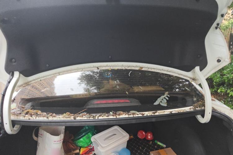Used Hyundai Mistra 2014 1.8L Automatic Deluxe DLX Model Trunk