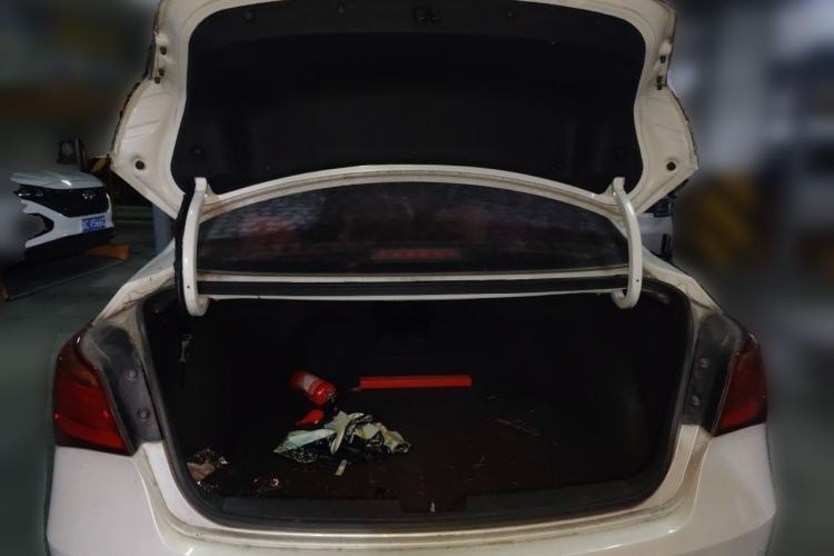 Used Hyundai Mistra 2014 1.8L Automatic Smart GLS Trunk