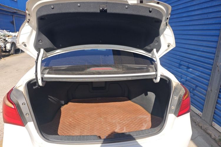 Used Hyundai Mistra 2014 1.8L Automatic Smart GLS Trunk