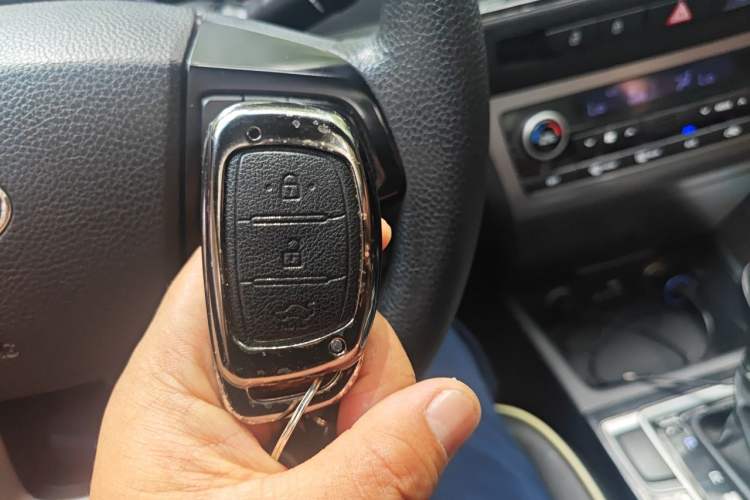 Used Hyundai Mistra 2014 1.8L Automatic Smart GLS Vehicle Key
