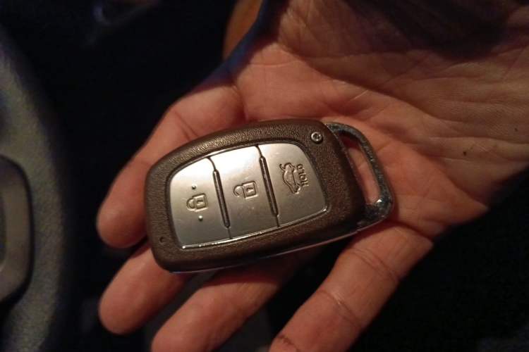 Used Hyundai Mistra 2014 1.8L Automatic Smart GLS Vehicle Key