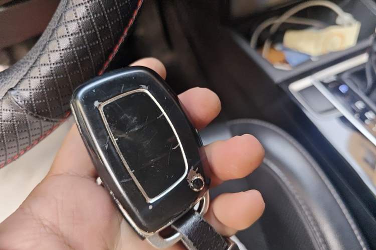 Used Hyundai Mistra 2014 1.8L Automatic Smart GLS Vehicle Key