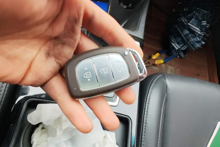 Used Hyundai Mistra 2014 1.8L Automatic Deluxe DLX Model Vehicle Key
