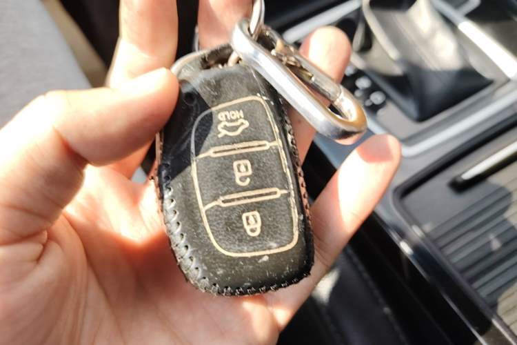 Used Hyundai Mistra 2014 1.8L Automatic Smart GLS Vehicle Key