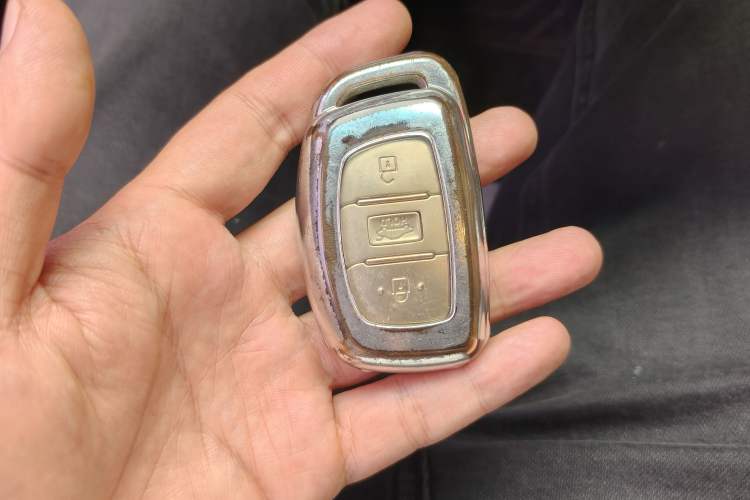 Used Hyundai Mistra 2014 1.8L Automatic Deluxe DLX Model Vehicle Key