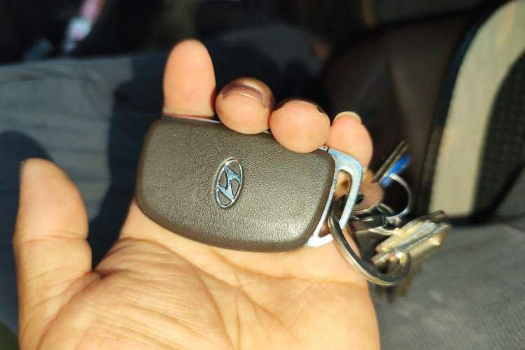 Used Hyundai Mistra 2014 1.8L Automatic Deluxe DLX Model Vehicle Key
