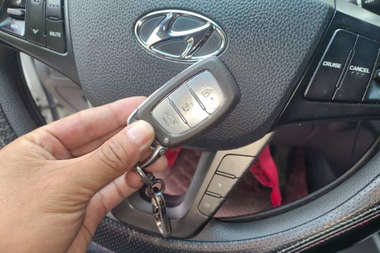 Used Hyundai Mistra 2014 1.8L Automatic Smart GLS Vehicle Key