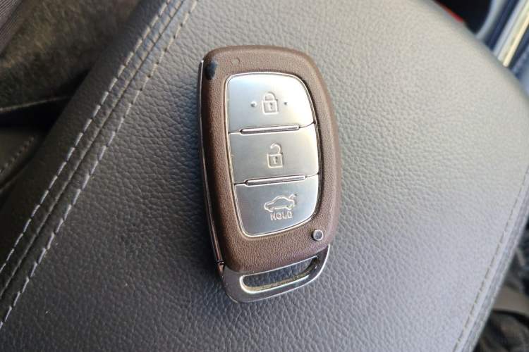 Used Hyundai Mistra 2014 1.8L Automatic Deluxe DLX Model Vehicle Key