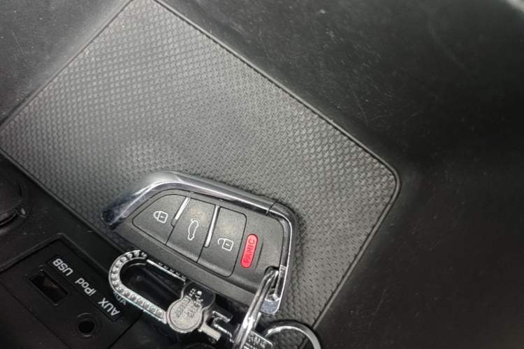 Used Hyundai Mistra 2014 1.8L Automatic Smart GLS Vehicle Key