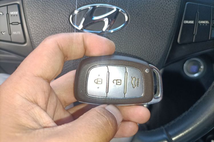Used Hyundai Mistra 2014 1.8L Automatic Deluxe DLX Model Vehicle Key