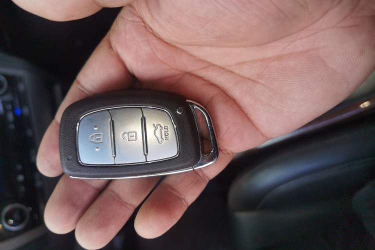 Used Hyundai Mistra 2014 1.8L Automatic Deluxe DLX Model Vehicle Key