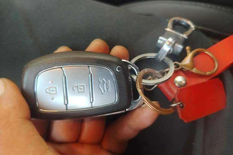 Used Hyundai Mistra 2014 1.8L Automatic Deluxe DLX Model Vehicle Key