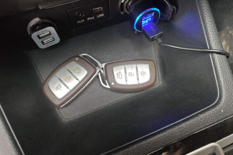 Used Hyundai Mistra 2014 1.8L Automatic Deluxe DLX Model Vehicle Key