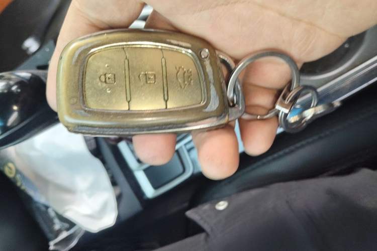 Used Hyundai Mistra 2014 1.8L Automatic Smart GLS Vehicle Key