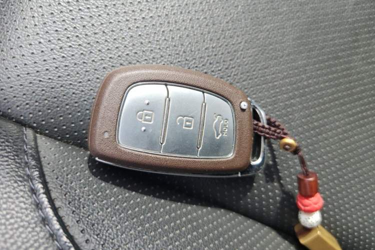 Used Hyundai Mistra 2014 1.8L Automatic Smart GLS Vehicle Key