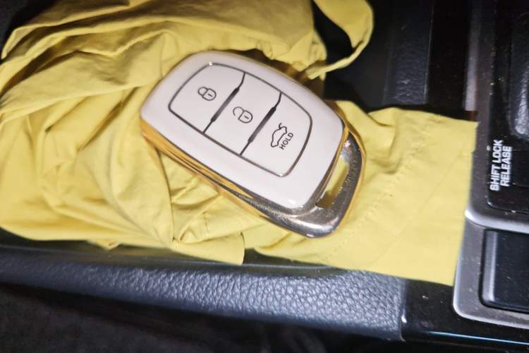 Used Hyundai Mistra 2014 1.8L Automatic Smart GLS Vehicle Key