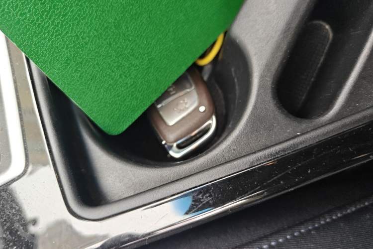 Used Hyundai Mistra 2014 1.8L Automatic Comfort Model GL Vehicle Key