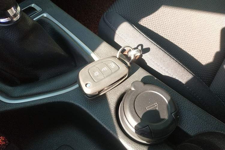 Used Hyundai Mistra 2014 1.8L Manual Comfort GL Model Vehicle Key