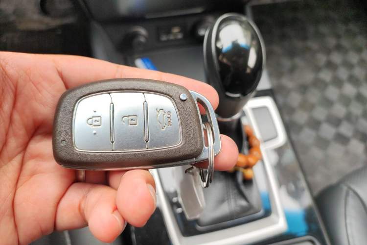 Used Hyundai Mistra 2014 1.8L Automatic Smart GLS Vehicle Key