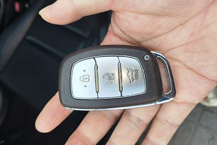 Used Hyundai Mistra 2014 1.8L Automatic Smart GLS Vehicle Key
