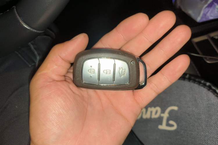 Used Hyundai Mistra 2014 1.8L Automatic Deluxe DLX Model Vehicle Key