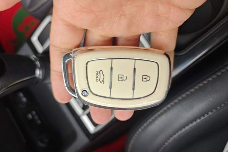 Used Hyundai Mistra 2014 1.8L Automatic Smart GLS Vehicle Key