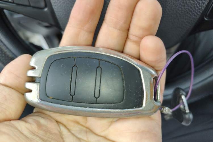 Used Hyundai Mistra 2014 1.8L Automatic Smart GLS Vehicle Key