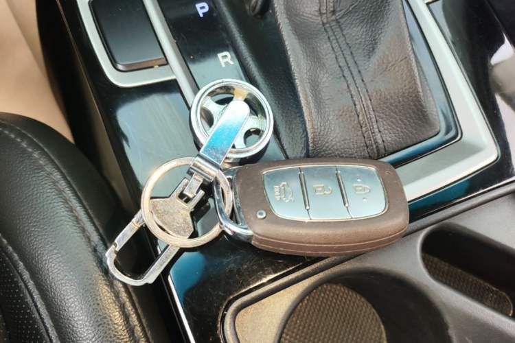 Used Hyundai Mistra 2014 1.8L Automatic Deluxe DLX Model Vehicle Key