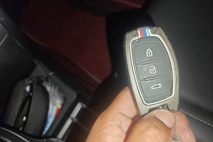 Used Hyundai Mistra 2014 1.8L Automatic Smart GLS Vehicle Key