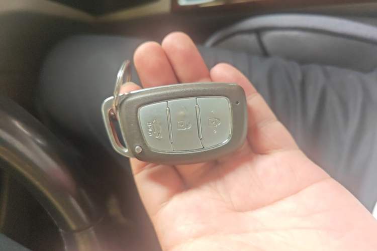 Used Hyundai Mistra 2014 1.8L Automatic Deluxe DLX Model Vehicle Key